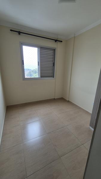 Imagem 9 da galeria do anúncio: Quarto com banheiro em ap aconchegante e bem localizado