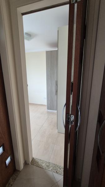 Imagem 8 da galeria do anúncio: Quarto com banheiro em ap aconchegante e bem localizado