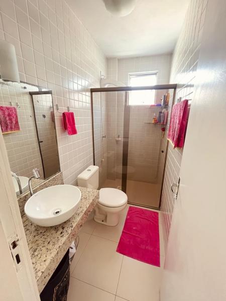 Imagem 10 da galeria do anúncio: Quarto femino em apartamento calmo