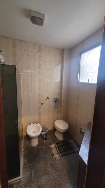 Imagem 6 da galeria do anúncio: Suíte ampla no bairro Serra