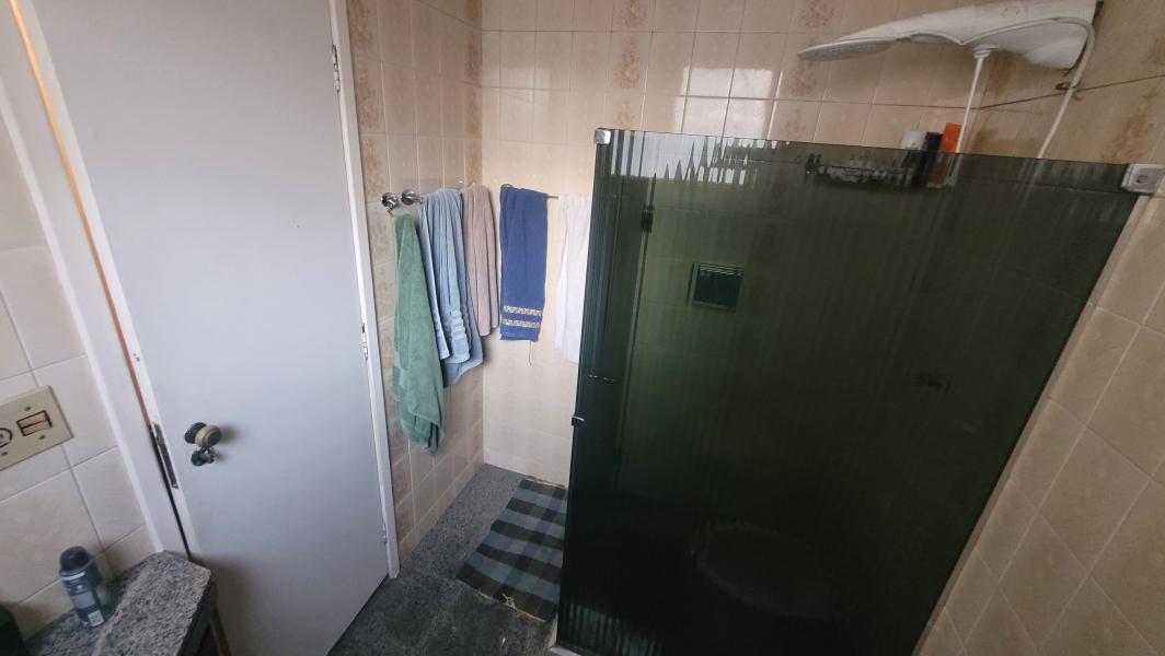 Imagem 5 da galeria do anúncio: Suíte ampla no bairro Serra