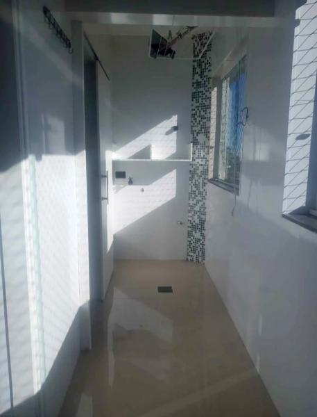 Imagem 1 da galeria do anúncio: moça para dividir aluguel