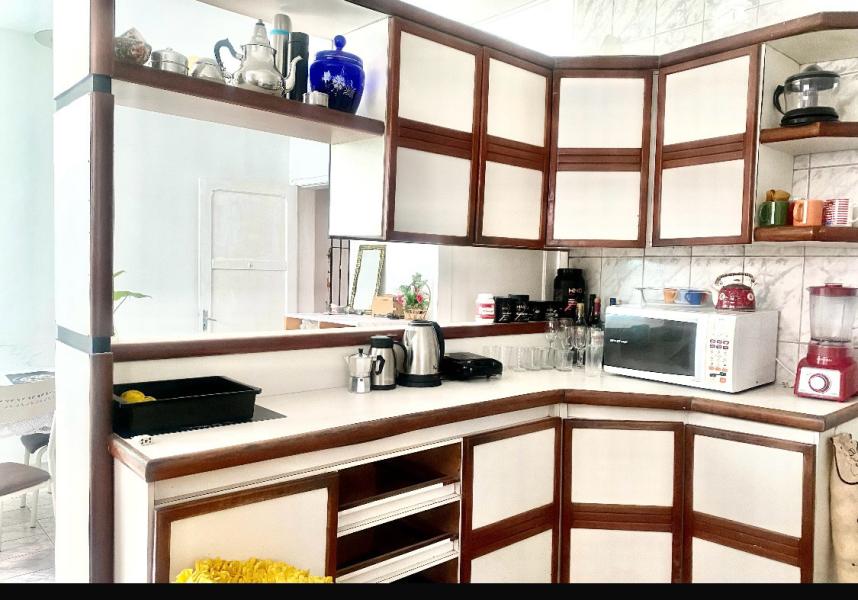 Imagem 5 da galeria do anúncio: Quartos no Meireles Exclusivo para Mulheres!