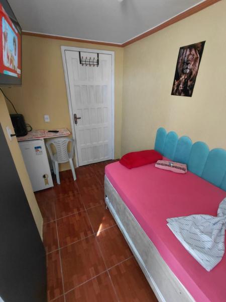 Imagem 7 da galeria do anúncio: Alugamos kitnet mobiliada com água luz e condomínio incluso.