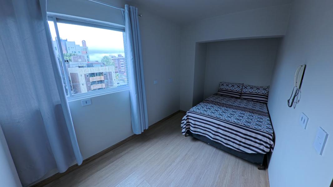 Imagem 11 da galeria do anúncio: Apartamento Moderno no Bigorrilho - Ideal para Estudantes