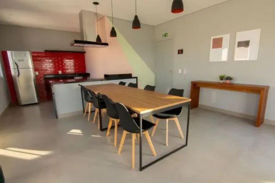 Imagem 2 da galeria do anúncio: Apartamento para locação com 36 m2, 2 quartos e vaga de gara