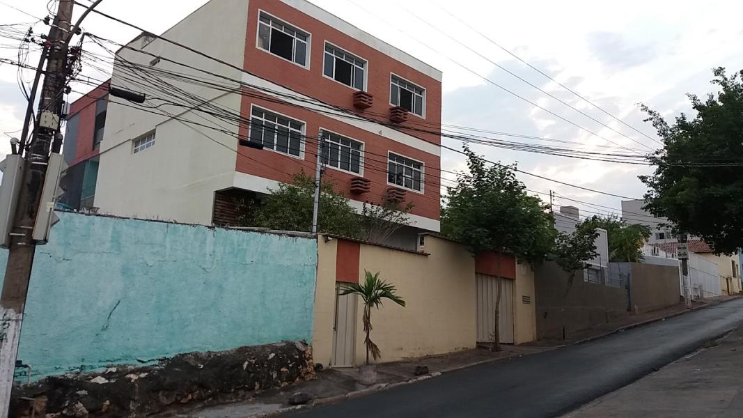 Imagem 11 da galeria do anúncio: hostel abreu quarto ou suíte privativo