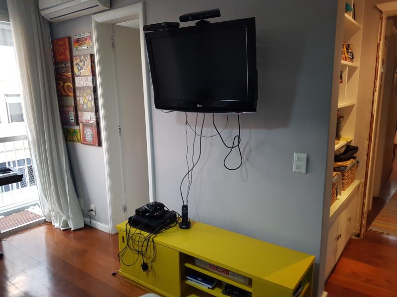 Imagem 6 da galeria do anúncio: Suíte privativa com sacada