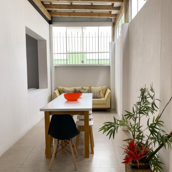 Imagem 12 da galeria do anúncio: QUARTO AREJADO NO BOM FIM