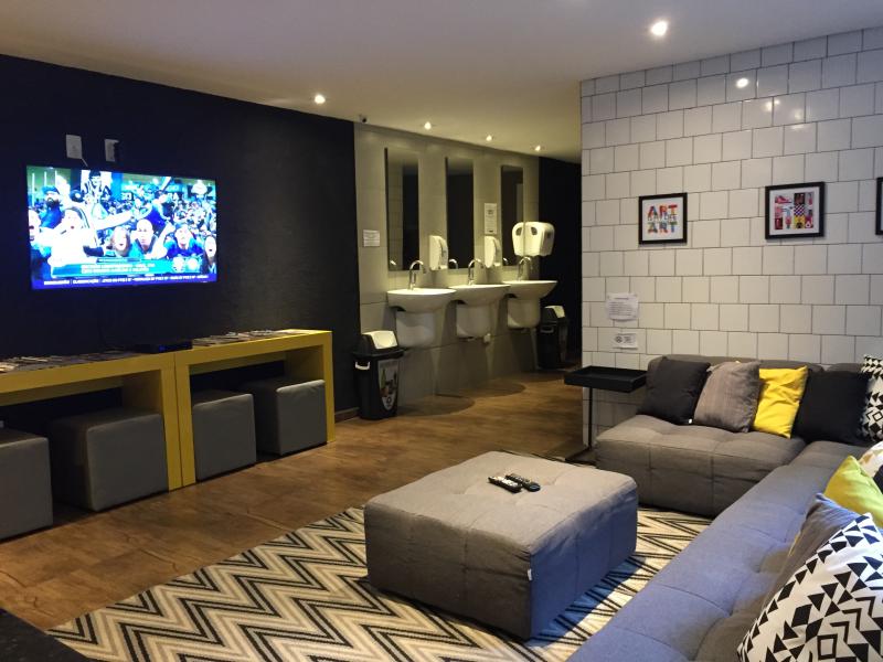 Imagem 6 da galeria do anúncio: Quarto DUPLO MASCULINO