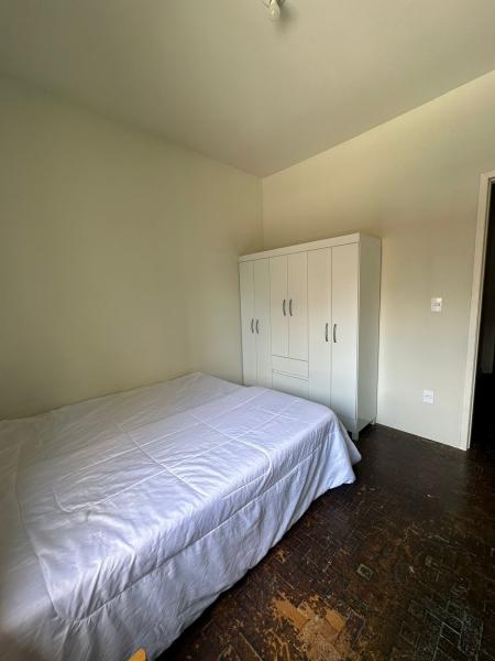 Imagem 2 da galeria do anúncio: METRO BROOKLIN E AVENIDA SANTO AMARO - QUARTO ILUMINADO