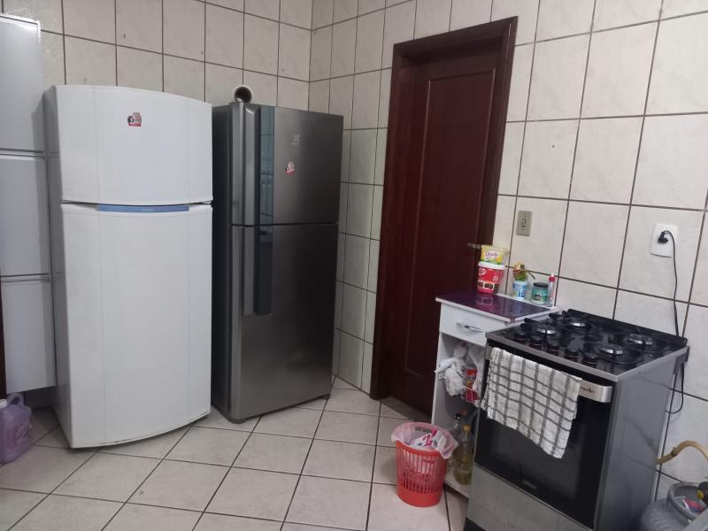 Imagem 4 da galeria do anúncio: Quarto Compartilhado Centro