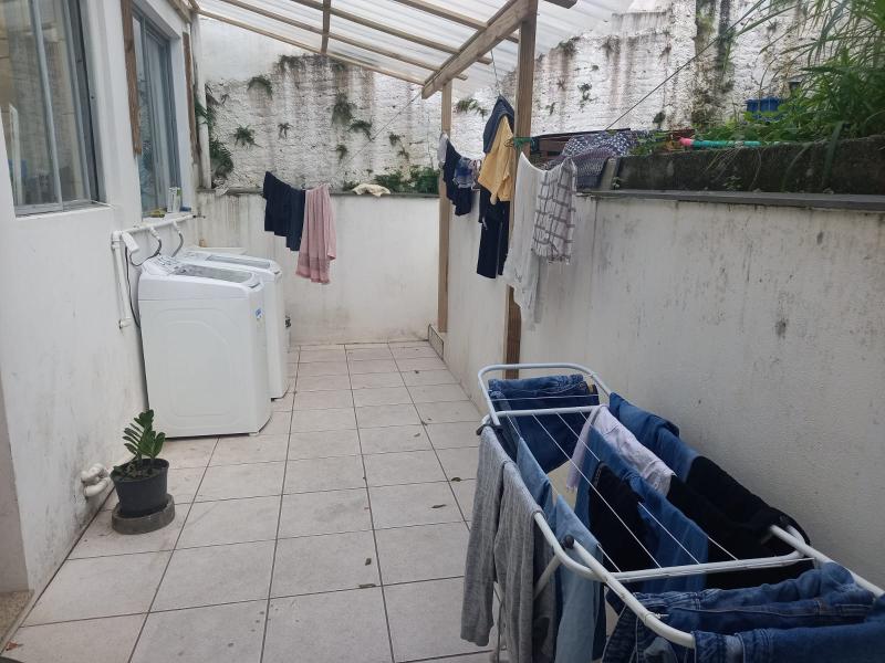 Imagem 9 da galeria do anúncio: Quarto Compartilhado Centro