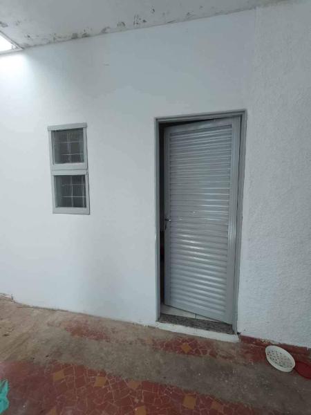 Imagem 2 da galeria do anúncio: Quarto individual próximo a avenida Bady Bassit