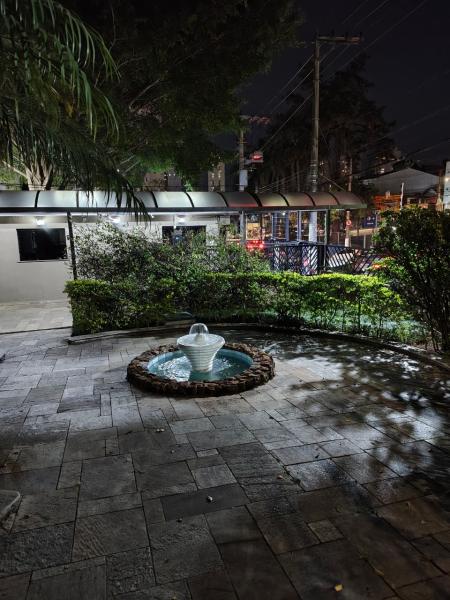 Imagem 15 da galeria do anúncio: Alugo apartamento