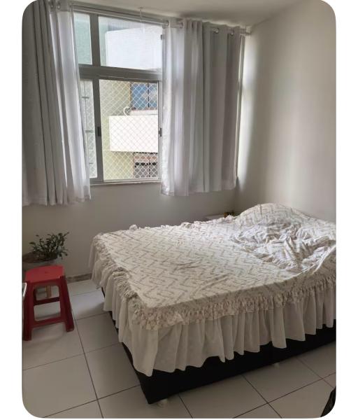 Imagem 1 da galeria do anúncio: Quarto no centro com bela vista do rio Sergipe.