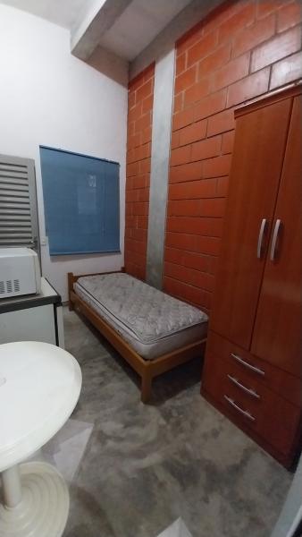 Imagem 4 da galeria do anúncio: Suites para moças