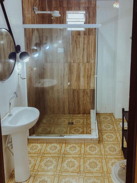 Imagem 8 da galeria do anúncio: Aluguel de quartos para moças no Méier