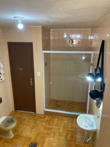 Imagem 7 da galeria do anúncio: Aluguel de quartos para moças no Méier