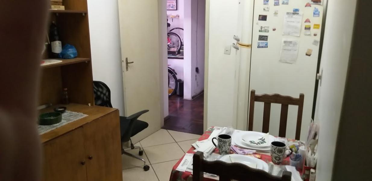 Imagem 2 da galeria do anúncio: Quarto Central Individual Residencial em AP muito Seguro