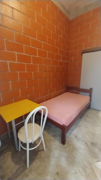 Imagem 8 da galeria do anúncio: Estúdio para moças á 900m do metrô Giovani Gronchi