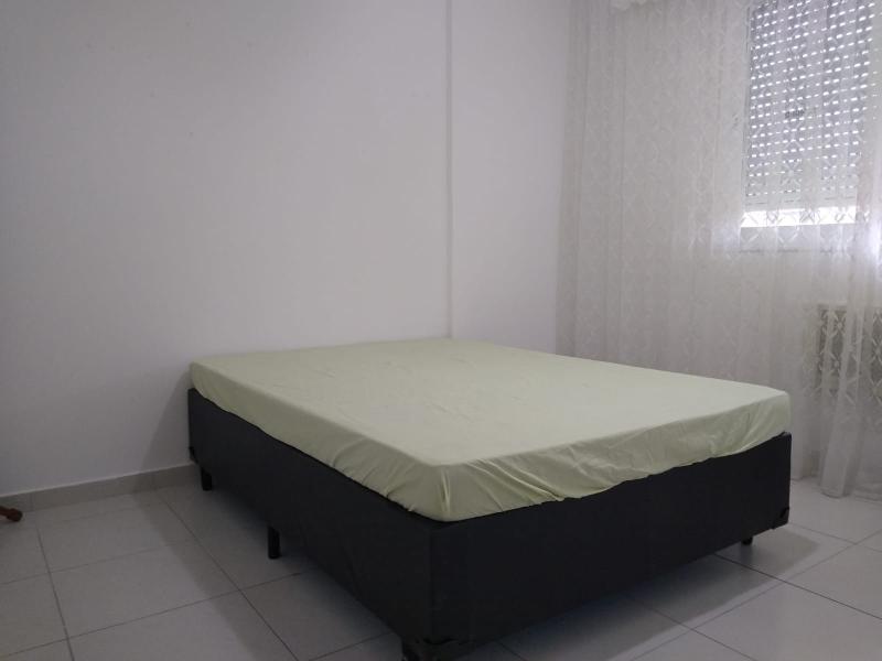 Imagem 3 da galeria do anúncio: Individual p/ moça, Embaré, R$ 690 despesas inclusas