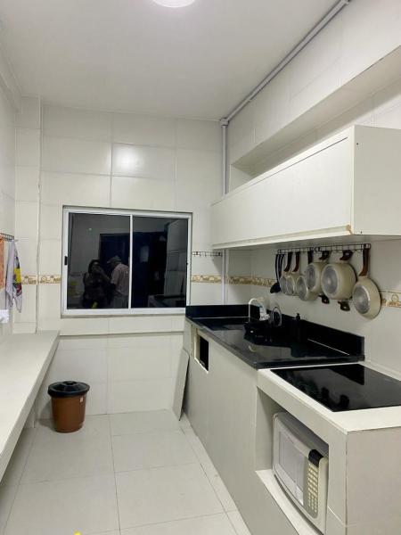 Imagem 8 da galeria do anúncio: Quarto mobiliado na Cidade baixa