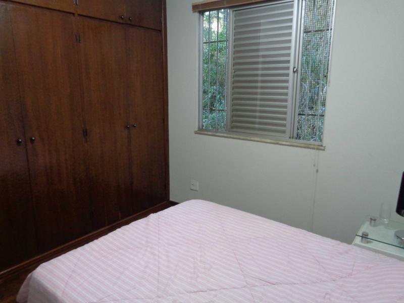 Imagem 2 da galeria do anúncio: Quarto em apartamento exclusivo para mulheres.