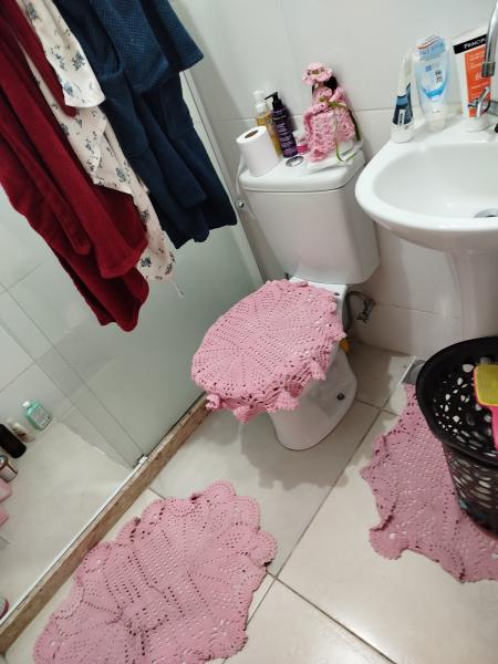 Imagem 1 da galeria do anúncio: QUARTO PARA ESTUDANTE  FEMININO,Mensal,diario,anual.