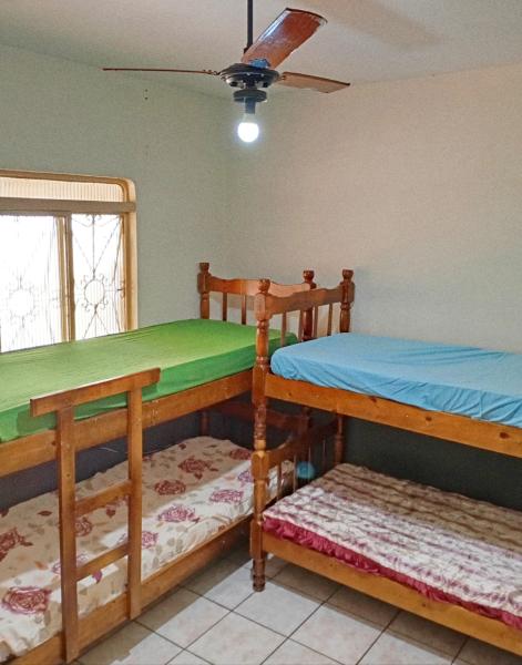 Imagem 5 da galeria do anúncio: Casa coletiva e compartilhada mobiliada para estudantes