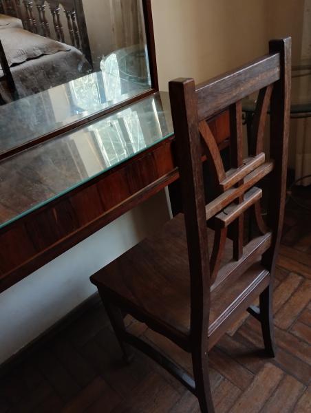 Imagem 2 da galeria do anúncio: QUARTO MOBILIADO NO SION