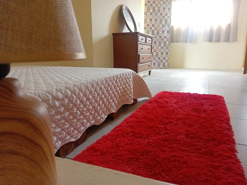 Imagem 1 da galeria do anúncio: Casa querida e linda em Santa Teresa