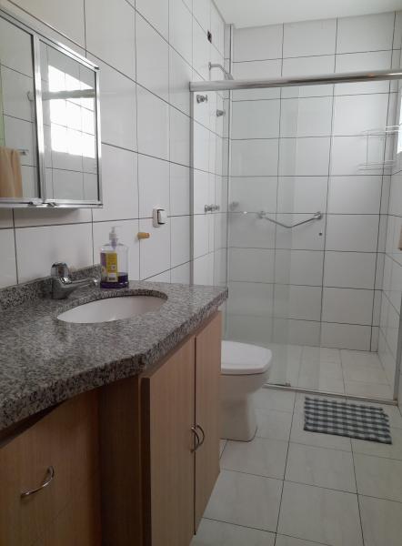 Imagem 2 da galeria do anúncio: Alugamos quartos