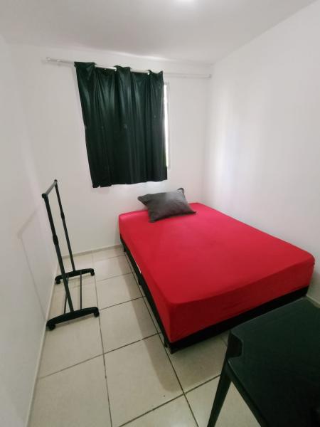 Imagem 3 da galeria do anúncio: Quarto Mobiliado