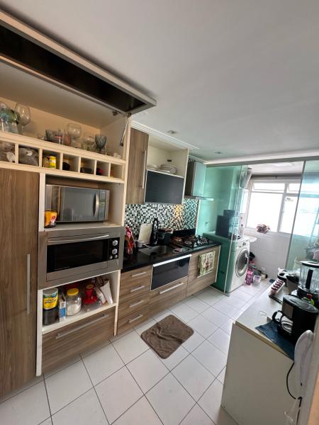 Imagem 8 da galeria do anúncio: Busco alguem para dividir o apê que moro.