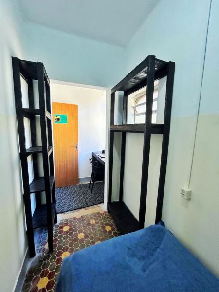 Imagem 7 da galeria do anúncio: Quartos individuais só pra gurias, pertinho da UFRGS/UFSCPA