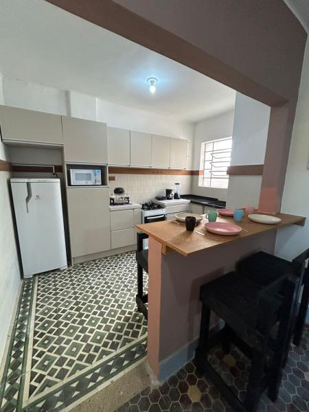 Imagem 7 da galeria do anúncio: Bah Gurias — teu lar feminino no centro de Porto Alegre.