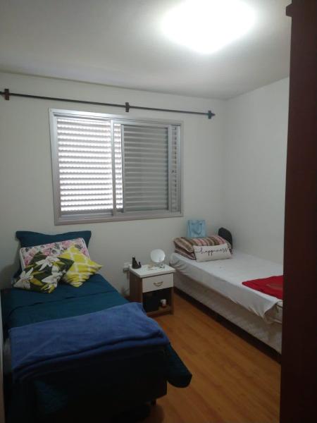 Imagem 1 da galeria do anúncio: Quarto comoartilhado para meninas na Carvoeira