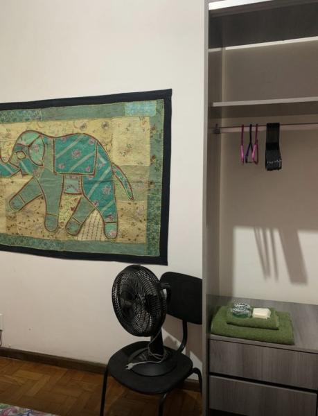 Imagem 2 da galeria do anúncio: Alugo quarto para moças