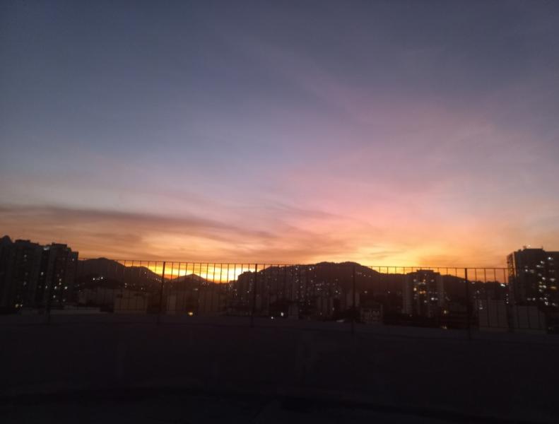 Imagem 6 da galeria do anúncio: Vaga compartilhada grande aconchegante de frente!