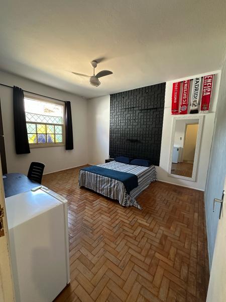 Imagem 1 da galeria do anúncio: Quarto Grande - Jardim Guanabra