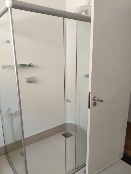 Imagem 4 da galeria do anúncio: Quarto individual no Sion