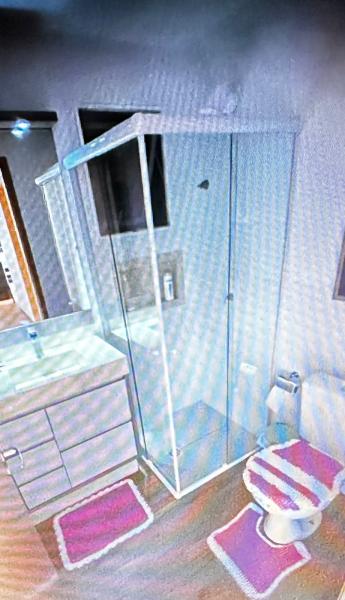 Imagem 3 da galeria do anúncio: Quarto para mulheres.