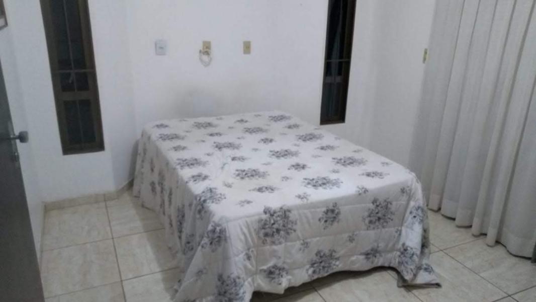 Imagem 3 da galeria do anúncio: Alugo quarto individual