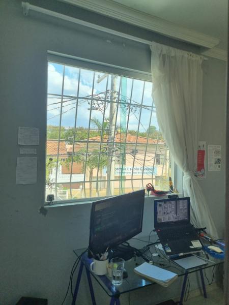 Imagem 9 da galeria do anúncio: Quarto individual imobiliado com semi-suíte