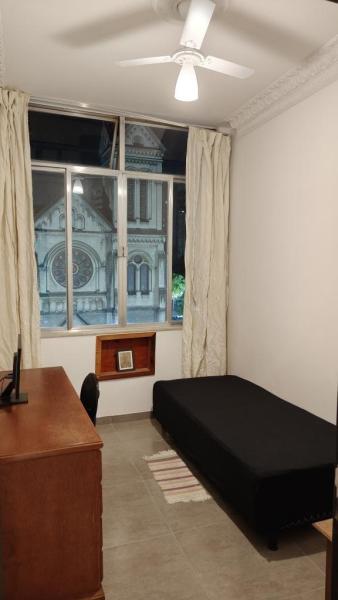 Imagem 7 da galeria do anúncio: Excelentes Quartos no coração da Tijuca