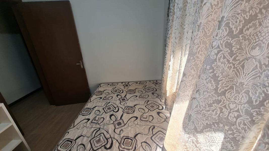 Imagem 2 da galeria do anúncio: um quarto , cozinha compartilhada, um banheiro ..