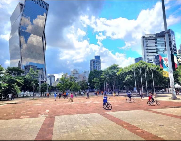 Imagem 9 da galeria do anúncio: Metrô Faria Lima _ Flat _ PENSIONATO