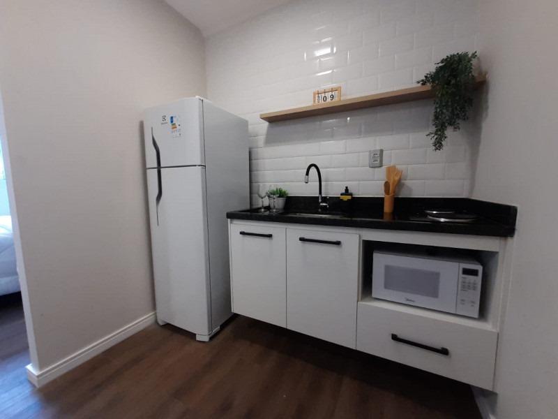 Imagem 3 da galeria do anúncio: STUDIO RUA MAJOR DIOGO