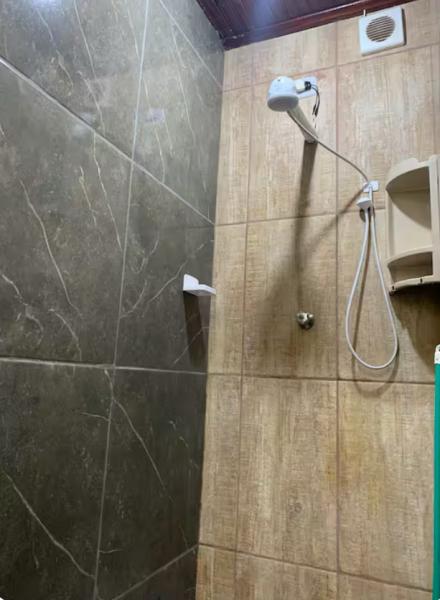 Imagem 10 da galeria do anúncio: Quarto mobiliado em região muito bem localizado